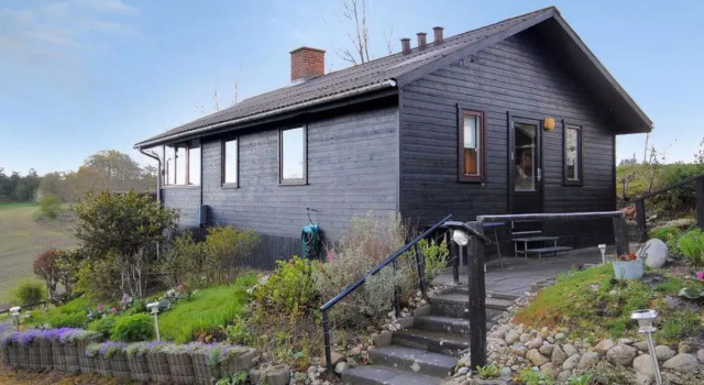 "Imgert" - 300m to the inlet in The Liim Fiord, Book Hotel Hotels in Logstrup with Parking, Parking