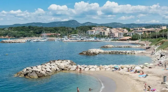 Maison Six-Fours-les-Plages, 4 pièces, 6 personnes - FR-1-316-182, Забронировать Отель Сис-Фур-Ле-Плаж Var coast