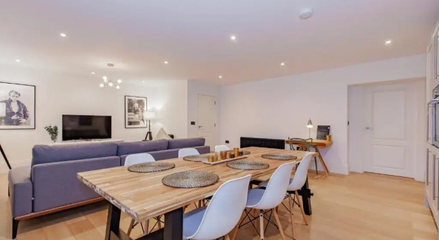 Oxfordshire Living - The Churchill Apartment - Woodstock