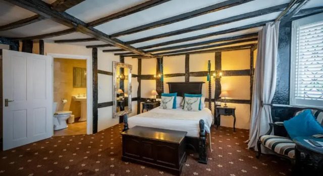 Номер Deluxe The White Swan Hotel Bar & Restaurant