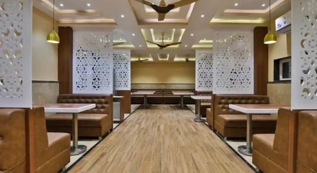 HOTEL CENTRE POINT, Réserver Hôtel Mundra Gujarat