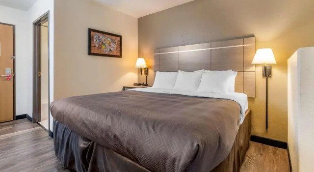 Номер Standard Econo Lodge Pueblo North