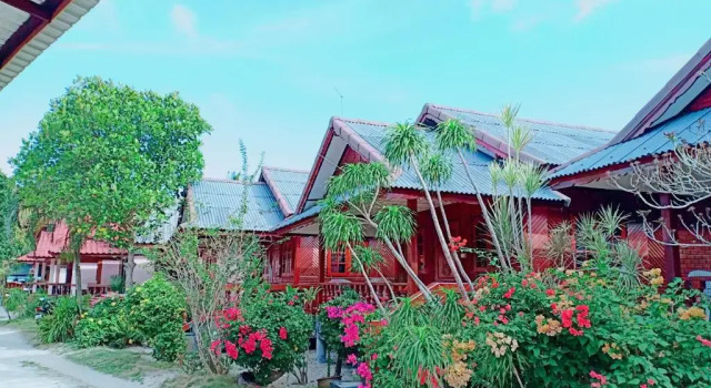 Семейный номер Standard с балконом и с красивым видом из окна Silver Beach Bungalow