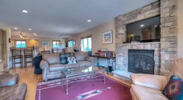 River Park Lodge: A Getaway with a Gorgeous View!, Rezerwuj Hotel Hotele w Vail Ski z parkingiem, Parking