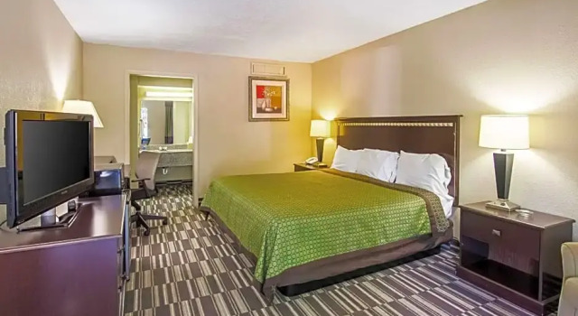 Номер Standard Travel Inn Bristol near State Street
