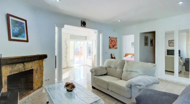 Casa Villa Requesens 139- Barneda Premium