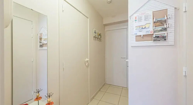 Апартаменты Apartment with 2 bedrooms and sea view