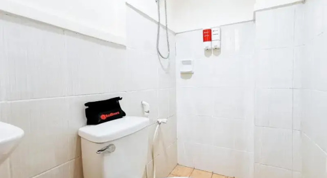 Номер Standard RedDoorz Plus near Ateneo de Davao