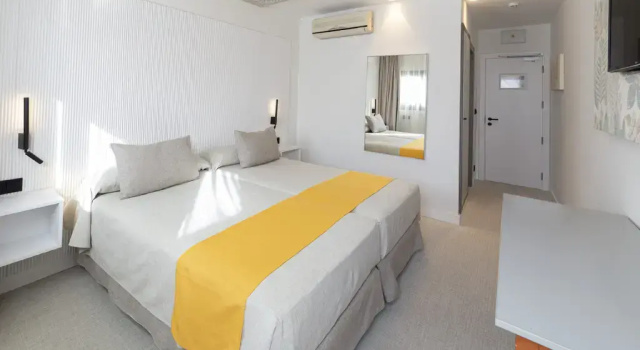 Одноместный номер Standard Hotel Oasis Plaza