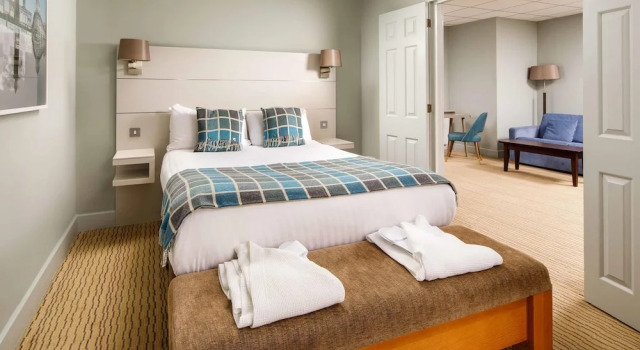 Двухместный полулюкс Mercure Hull Grange Park Hotel