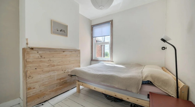 Victorian Terrace Near Uni, Sleeps 6, Garden, Book Feriehus Villaer i Reading, Villa