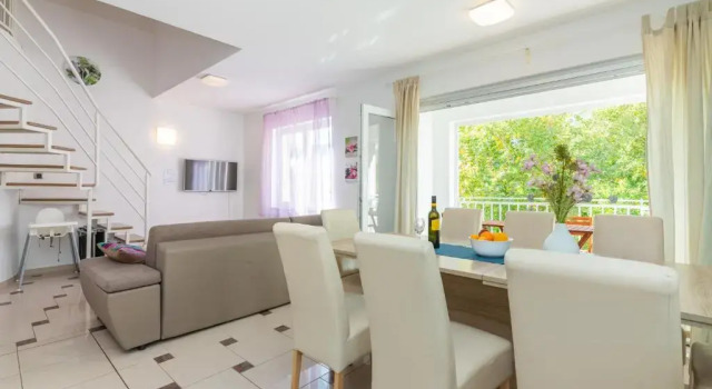 Apartment Lovorka 5, Забронировать Апартаменты/квартира Башка остров Крк, рядом с Пляж Башка