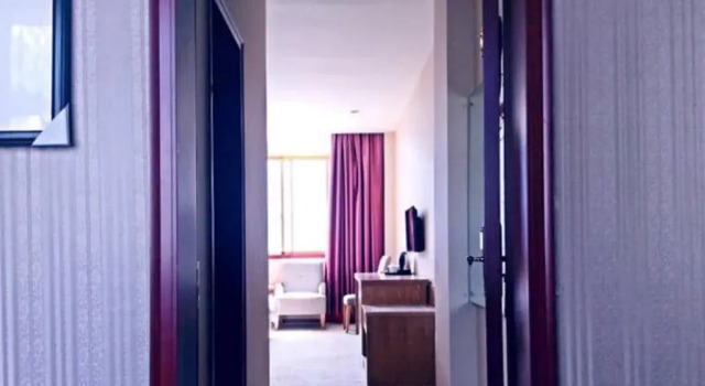 Linzhi Yonghui Business Hotel, Rezervovat Hotel Nyingchi Tibet