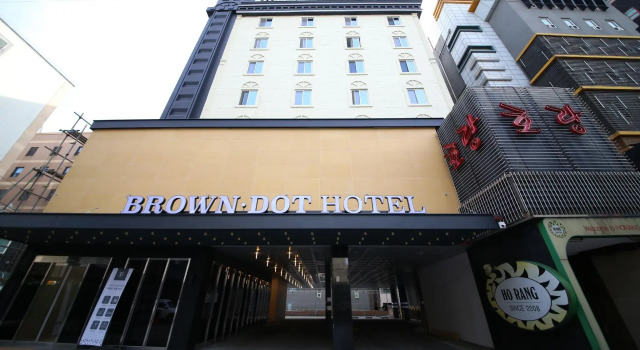Brown Dot Hotel Cheonan, Prenota Hotel Hotel economici a Cheonan