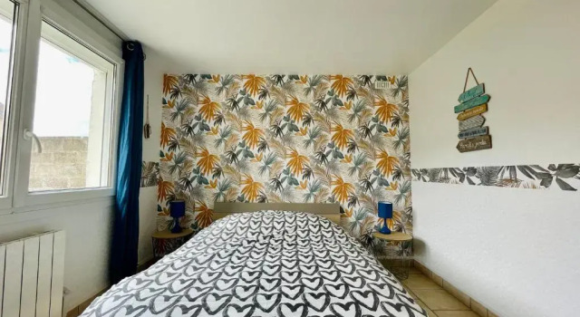 Appartement à quelques pas de la plage avec jardin, Varaa Huoneisto  