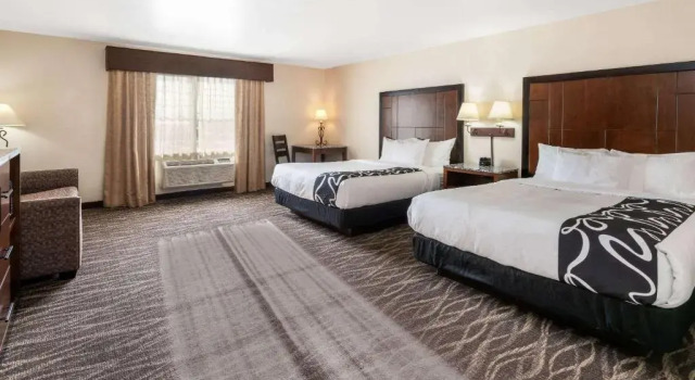 Четырёхместный номер Deluxe La Quinta by Wyndham Belgrade - Bozeman Airport
