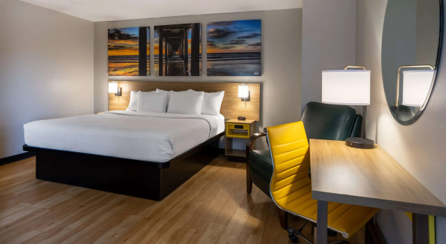 Days Inn by Wyndham Pleasant Prairie Kenosha, Prenota Hotel Pleasant Prairie Wisconsin
