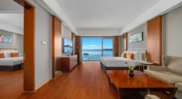Семейный люкс Lvcheng Lanwan Holiday Hotel