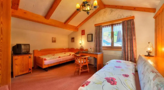 Двухместный номер Economy Hotel Christiania Saas-Fee