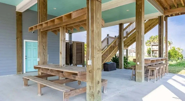 Коттедж Bowers Oasis 3 Bedroom Home
