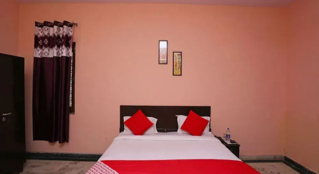 Oyo 27969 Radiant Casa