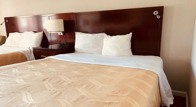 Апартаменты с 2 комнатами Cambridge Inn