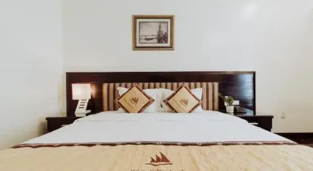 Номер Superior White Palace Thai Binh Hotel