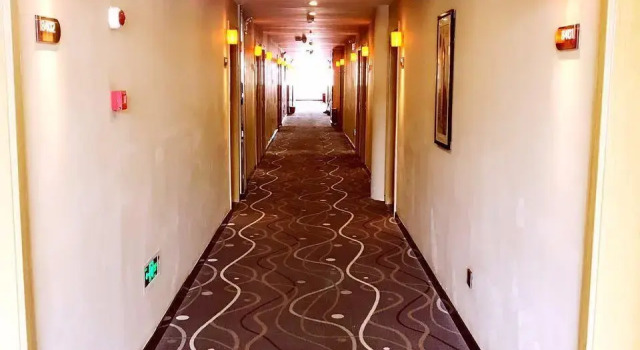 7 Days Premium·Pingliang Jingning, Book Hotel Hotels in Jingning with Parking, Parking
