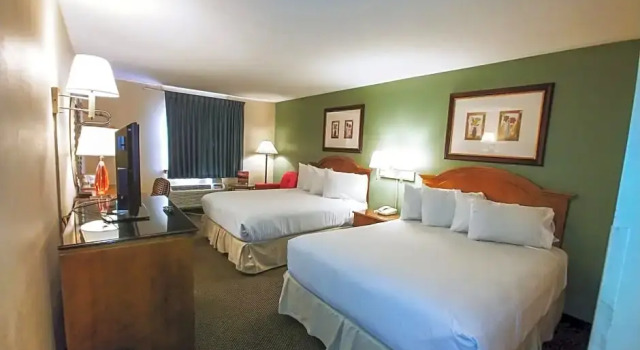Номер Standard Budget Host Inn