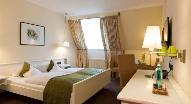 Hotel Deutscher Hof, Забронировать Отель Трир Trier-Saarburg