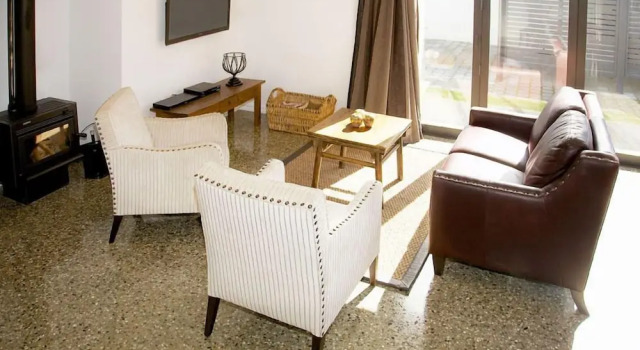 Коттедж Pembroke Villa