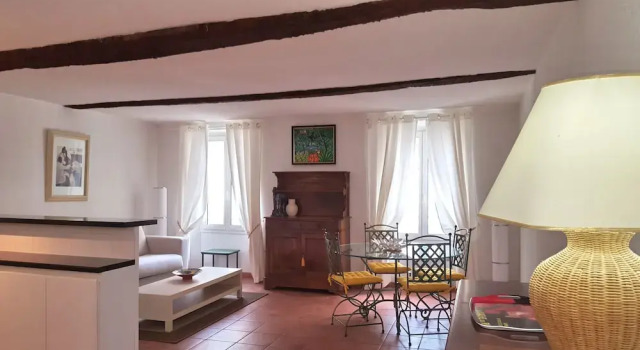 Welcome to Cannes - Duplex 15