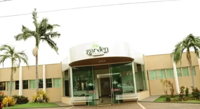 Garden Hotel, Забронировать Отель Итиютаба Минас-Жерайс