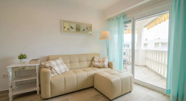 Apartamentos Óliver Playa, Забронировать Апартаменты/квартира Отели Дения с бассейном, Бассейн