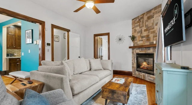 Lyndale Pleasant Getaway, Varaa Hotelli Hotellit Minnesota pysäköinnillä, Pysäköinti