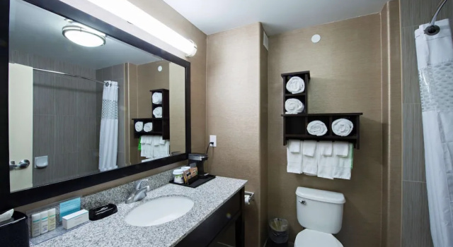 Номер Standard Hampton Inn Saskatoon South