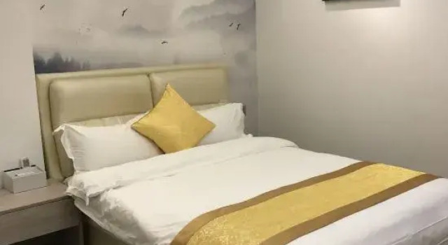 Люкс Deluxe Huazhou Diqiao Themed Homestay