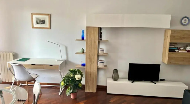 INTERO APPARTAMENTO EUR Torrino NUOVO LiFeHome, Prenota Appartamento Hotel a Lazio con parcheggio, Parcheggio