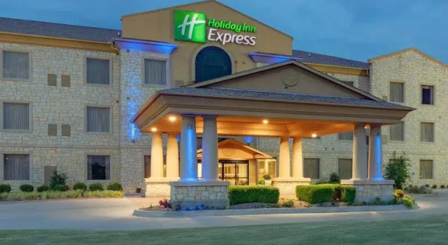 Люкс Standard Holiday Inn Express & Suites Oklahoma City NW - Quail Springs by IHG