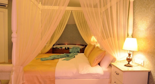 Одноместный номер Standard Sea Breeze Hotel and Apartments