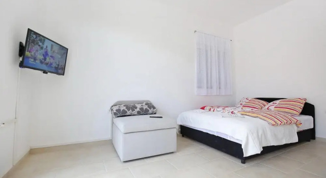 Nice Apartment in Sukosan With Wifi