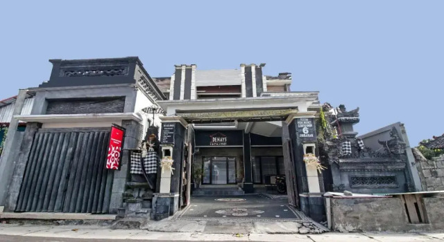 OYO 90653 Balisee Guesthouse Kedonganan, Boek Hotel Hotels in Kedonganan met parkeren, Parkeren
