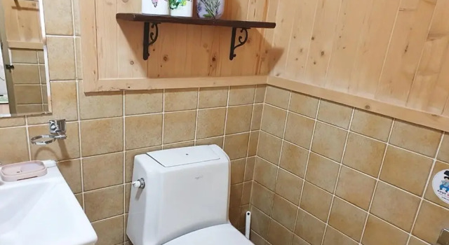 Jeonju Geurieunjip Hanok Stay, Забронировать Отель Чонджу Чолла-Пукто, рядом с Корейский традиционный культурный центр