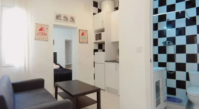 Estudio Interior en Usera RU4, Забронировать Отель Отели Мадрида 3 звезды, рядом с Пласа Элиптика, 3*