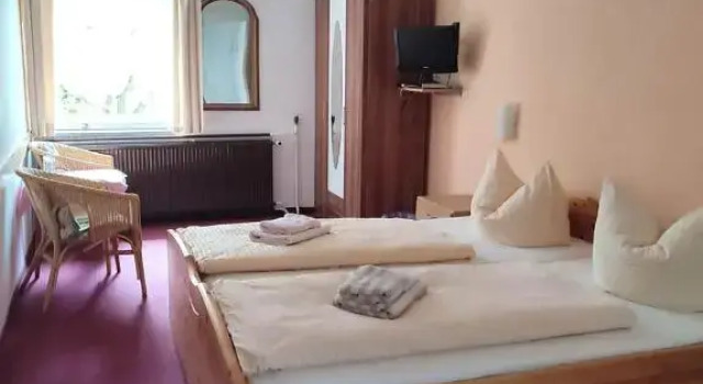 Двухместный номер Standard Gockescher Hahn