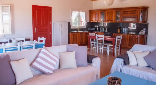 Secluded 3 BR House 5 mins from Kapsali, Buchen Sie Hotel Kapsali Griechenland