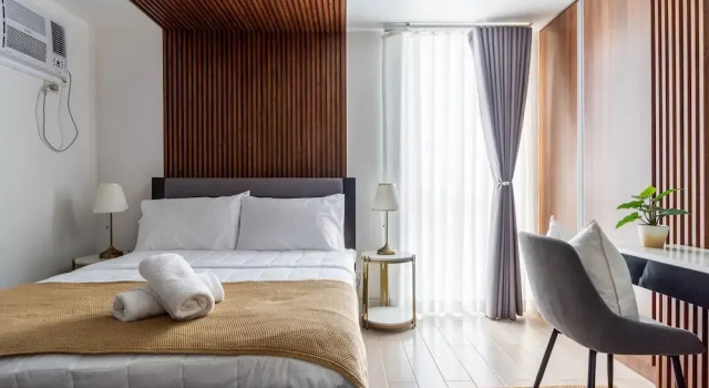 Modern Luxury 1BR in Venice Mckinley, Забронировать Отель Тагиг 