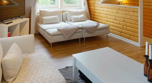 4 Person Holiday Home in Kolsva, Varaa Hotelli  