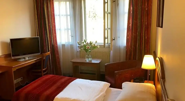 Standard Casal quarto Hotel Kavalir