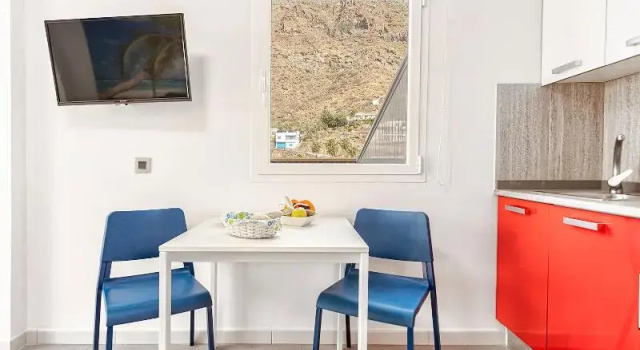 Deluxe Huoneisto parvekkeella Sol Mogan Suites